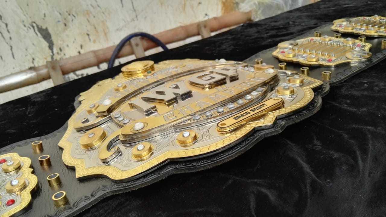 IWGP V4 Heavyweight Zinc Championship Belt